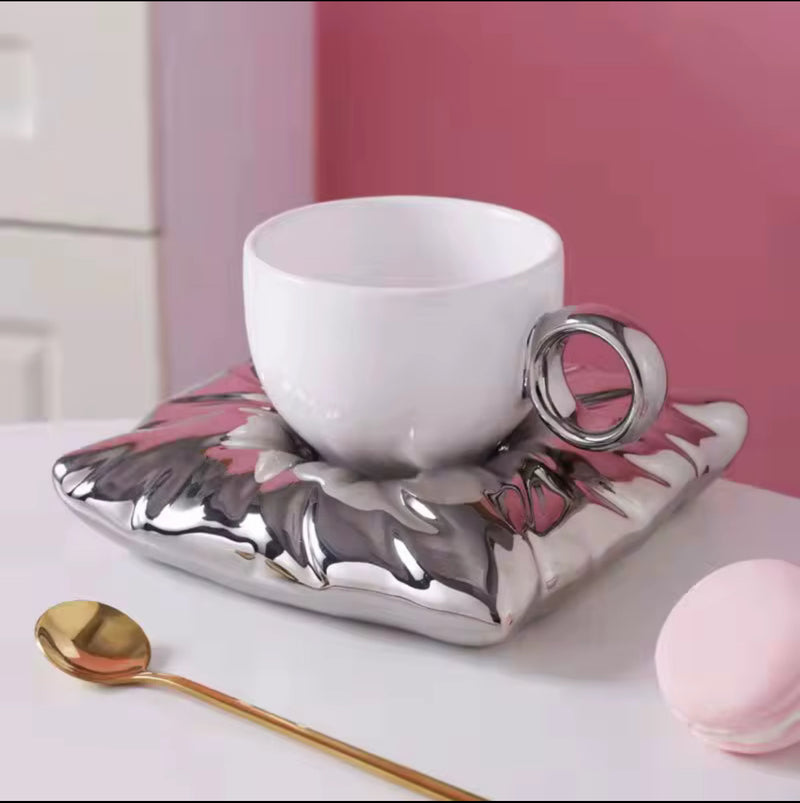 Cushion Tea Cup